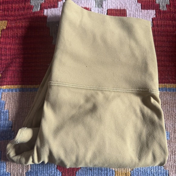 Lululemon Grape Leaf Yellow Align Pant 28" Leggings size 6 - Picture 4 of 4